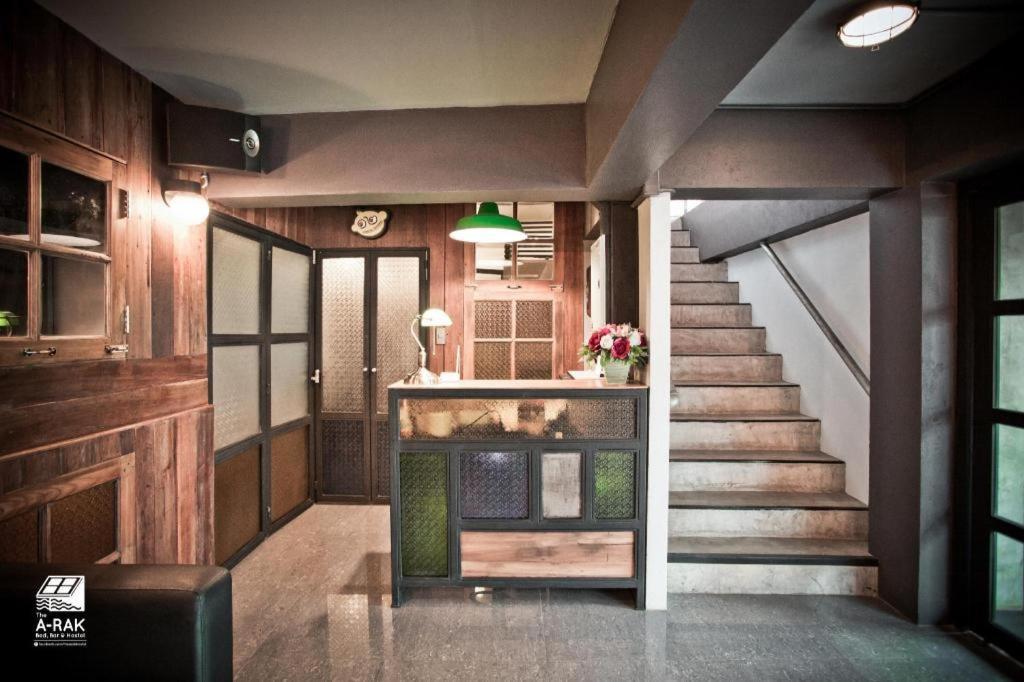 The Arak Bed Bar And Hostel Chiang Mai Exterior photo
