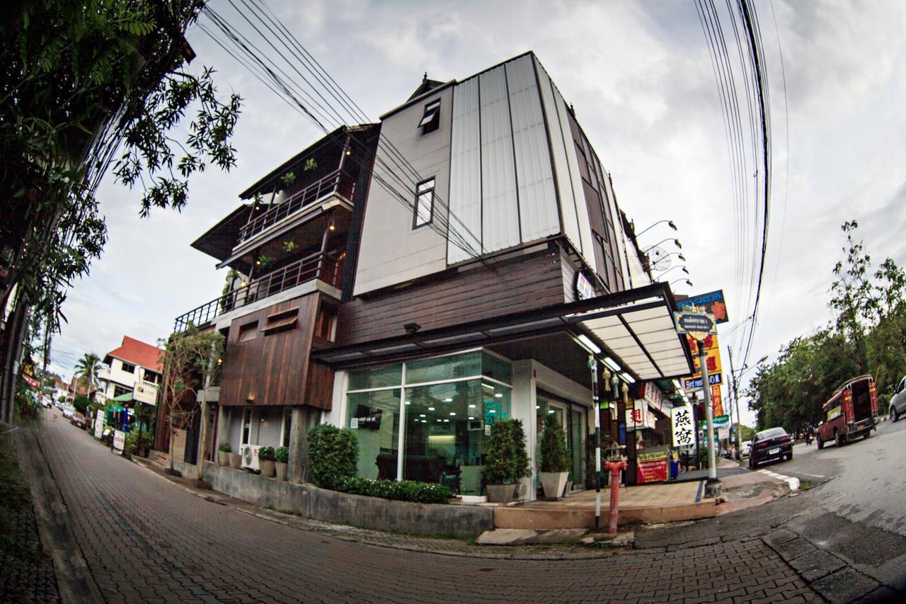 The Arak Bed Bar And Hostel Chiang Mai Exterior photo