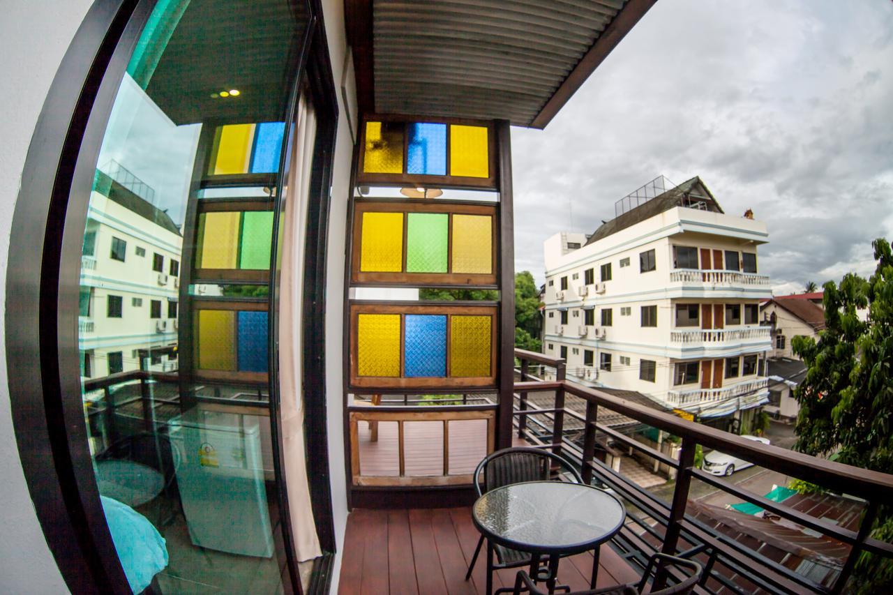 The Arak Bed Bar And Hostel Chiang Mai Exterior photo