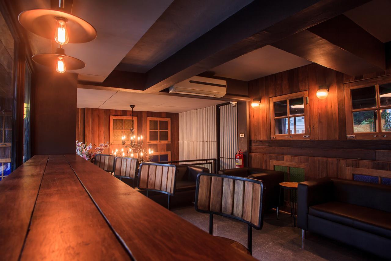 The Arak Bed Bar And Hostel Chiang Mai Exterior photo