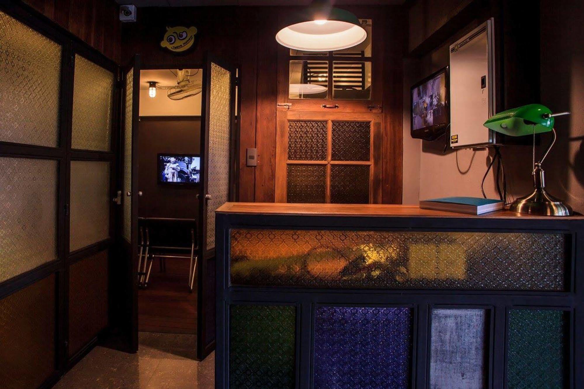 The Arak Bed Bar And Hostel Chiang Mai Exterior photo